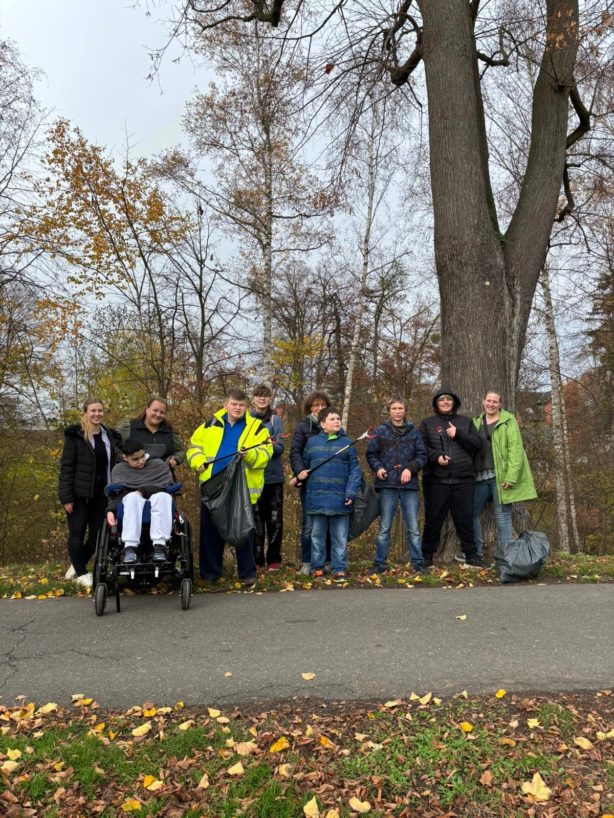 3525ef65-58d3-4618-8ee6-b9089a193941